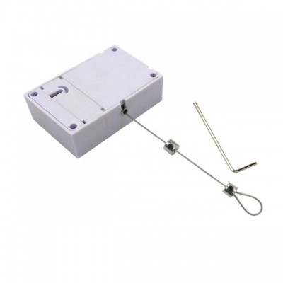 Security-pulling anti theft recoiler with adjust lasso cable end for secure solutions